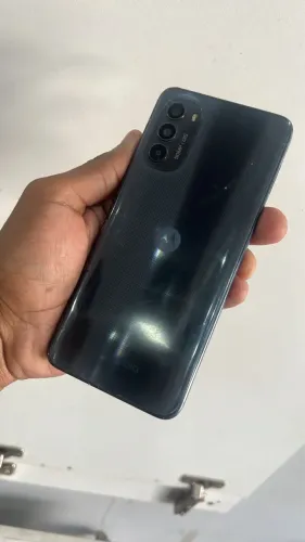 Motorola G82