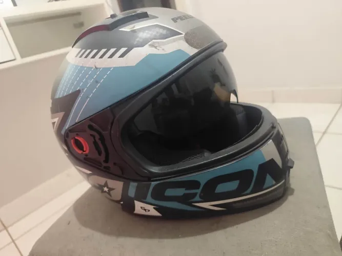 CAPACETE SEMI NOVO - VENDO HJ POR R$ 75,00 RETIRAR BAIRRO SANTA MONICA