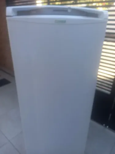 Vendo geladeira consul frost free de 1 porta
