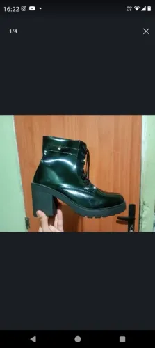 Vendo bota coturno com salto