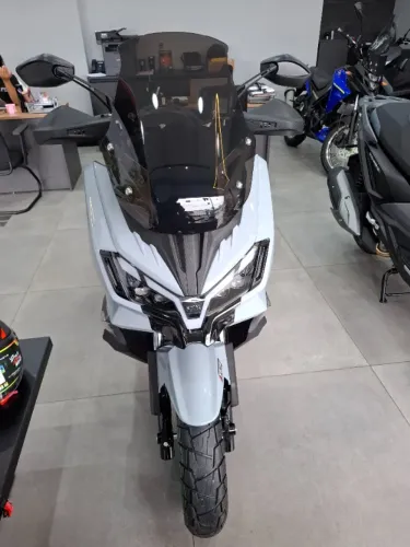 Adxt tg 300 2027 0KM - Russo