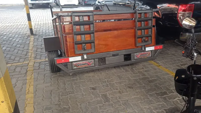Reboque carrocinha