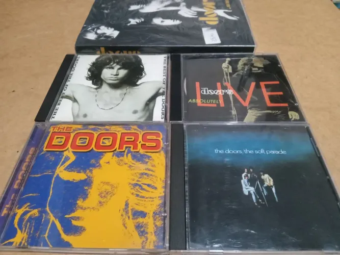 Kit The doors 4 cds e 1 livro 