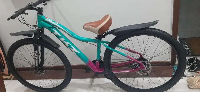 Bike Aro 29" alumínio quadro 15" Zero km Nova