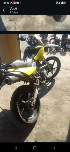 Vendo uma moto Honda por 7.000