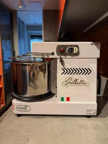 Amassadeira Grilletta