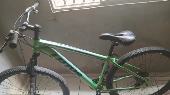 VENDO UMA BICICLETA DA LORUS ARO 29 EM PERFEITO ESTADO