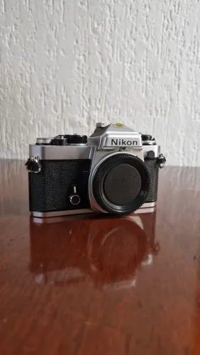 Câmera Analógica Nikon FE