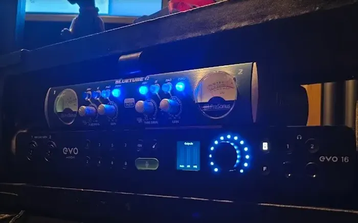 ? PreSonus BlueTube V2 | Pré-Amplificador Valvulado | Perfeito Estado