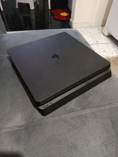 PS4 SLIM 1TB