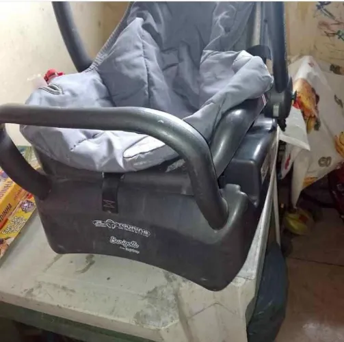 Bebê Conforto Burigotto Touring Cinza - Cinto 3 Pontos - SLZ