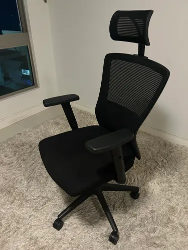 Cadeira de escritório ergonômica
