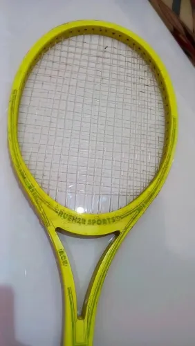 Raquete de tennis