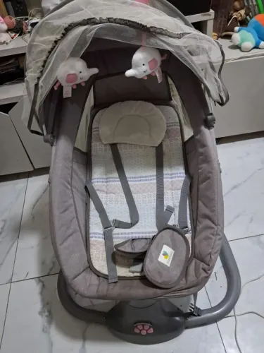 Cadeira de Balanço Automática Mastela (Original)