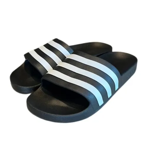 Chinelo Sandália slide adidas adilette Aqua - Preto