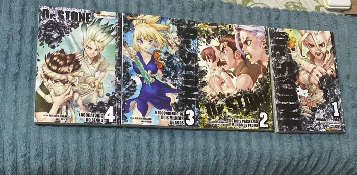 Mangá Dr. stone KIT 1 ao 4