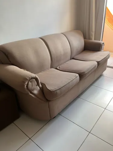 Sofá 3 lugares 