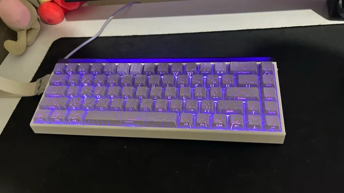 Vendo teclado magnético Aula Hero 68 he