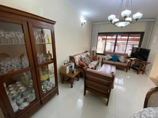 Sobrado para alugar com 143m² com 3 Quartos Opcional, Quintal e Vagas Cobertas.