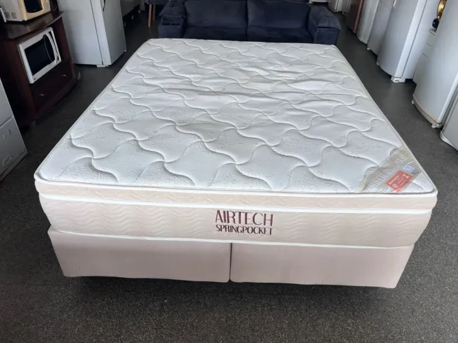 Cama box Queen size Colchão Ortobom molas ensacandas 