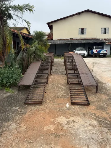 Vende-se Rampa automotiva