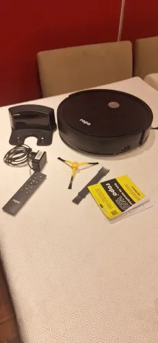ROBÔ ASPASPIRADOR - MARCA ROPO - CONTROLE REMOTO - TROCAR BATERIA