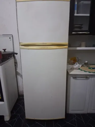 Geladeira Electrolux