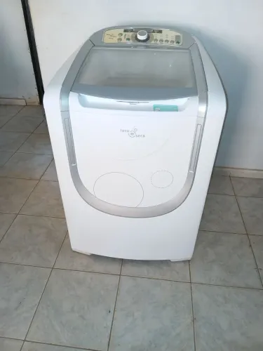 Máquina de lavar roupas Electrolux