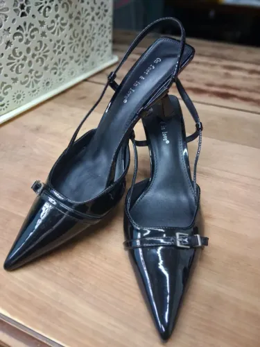 On feet& in love Sapatos Scarpins Salto Elegantes de Bico Fino e Slingback para Mulheres.