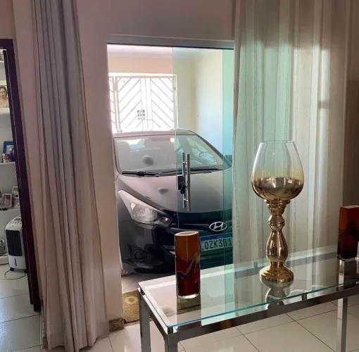 Vende-se casa no telégrafo kf