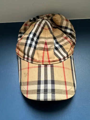 Boné burberry