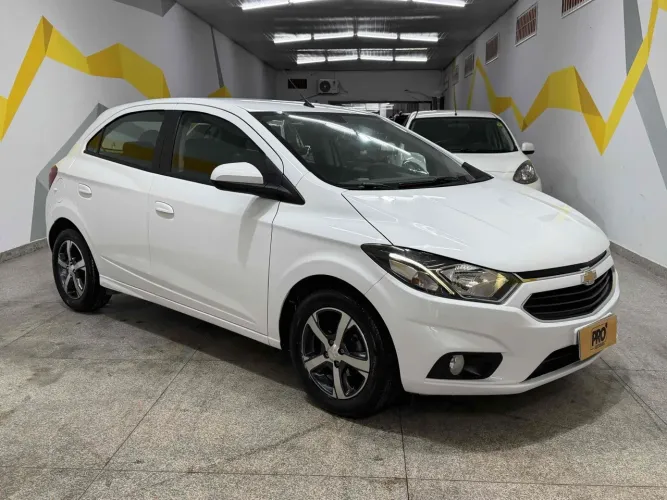Chevrolet Onix Hatch LTZ 1.4 8V Flex Aut. 4P 2018