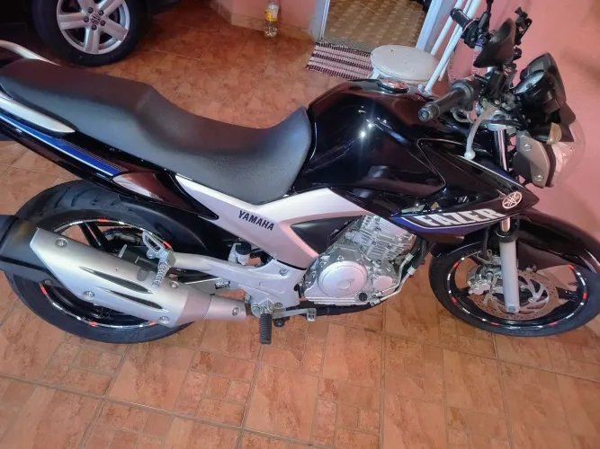 Fazer 250 filé##