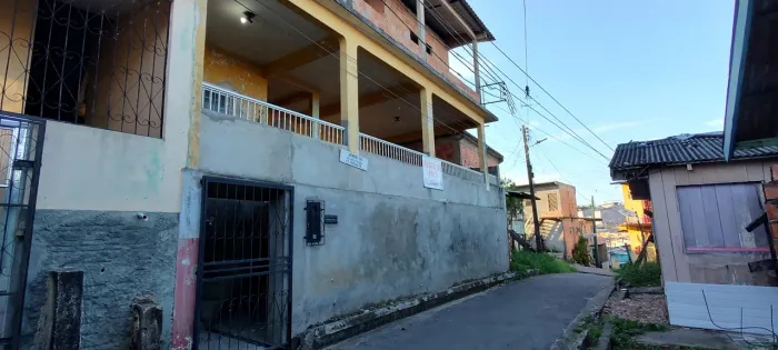 VENDE-SE uma CASA em COARI-AM
