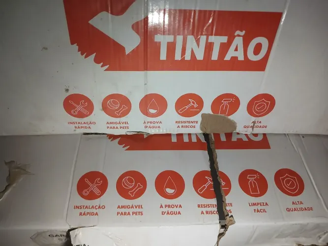 Caixa de piso vinilico