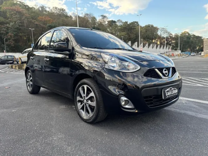 Nissan March SL 1.6 16V Flexstart 5P Mec. 2015