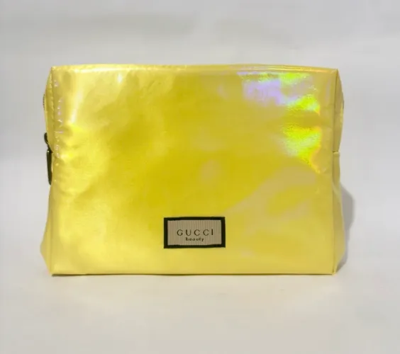 Necessaire Holográfica Amarela da Gucci Original e Novíssima