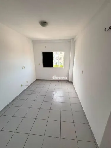 Apartamento com 3 dormitórios para alugar, 65 m² por R$ 2.188,27/mês - Cristo Rei - Teresi