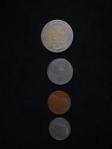 Três moedas do USA