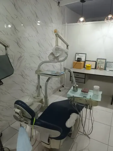 Equipamentos odontológico e móveis