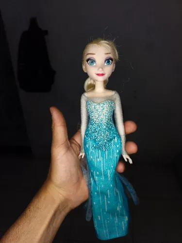 Boneca da Frozen Mattel 