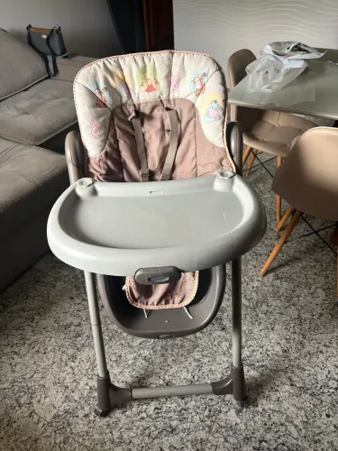 Cadeira alimentação infantil