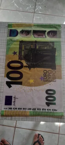 Toalha de Rosto Estampada - Notas de Dinheiro (Real, Dólar ou Euro)