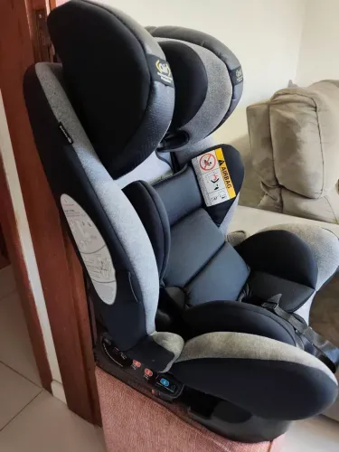 Cadeirinha Safety FIRST Multifix