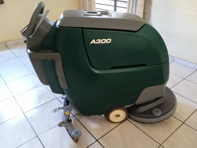 Lavadora de Piso A300