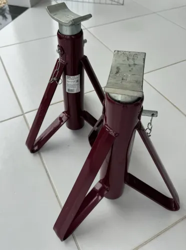 Cavalete Raven 107701 4 ton. 500 a 700mm