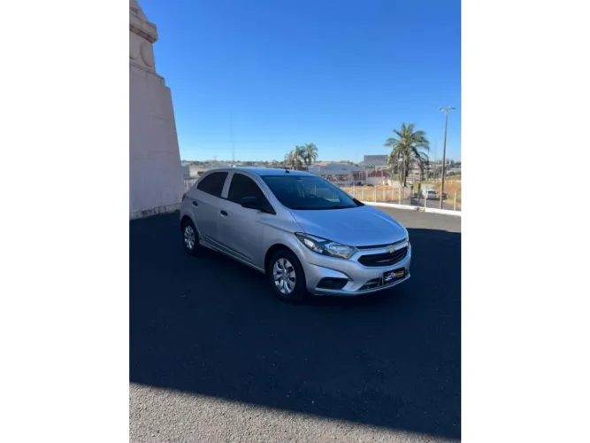 Chevrolet Onix JOY Hatch 1.0 8V Flex Mec. 4P 2020