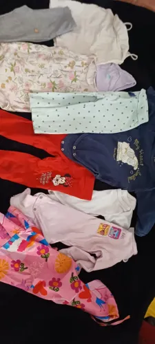 Lote de 10 roupas menina de 1 ano