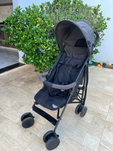 Carrinho de Bebê Cosco Kids Hobby - Compacto e Super Leve
