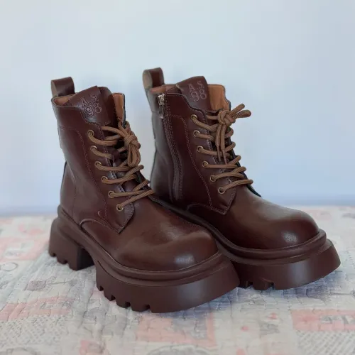 Bota coturno 